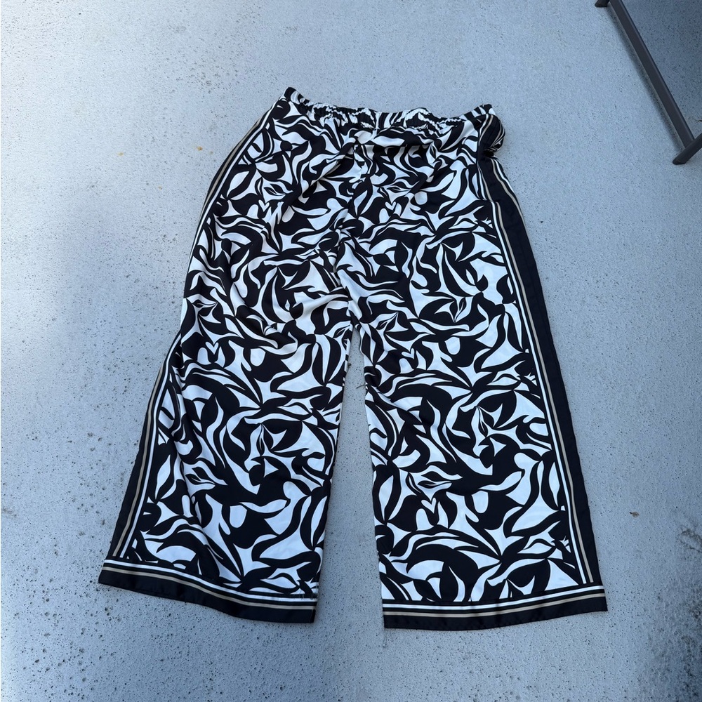 Loft Black and White Patterned Pant Size XXL - Picture 3 of 15